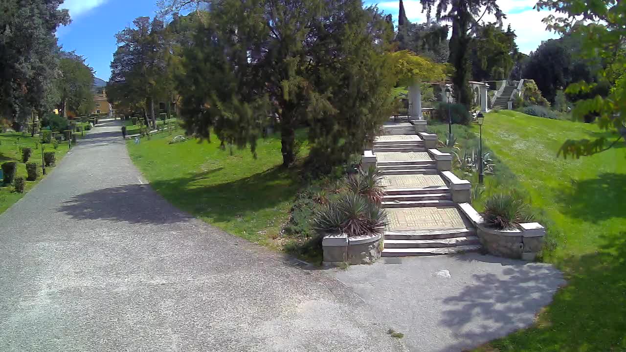 Spletna kamera park Coronini Kronberg – Gorica