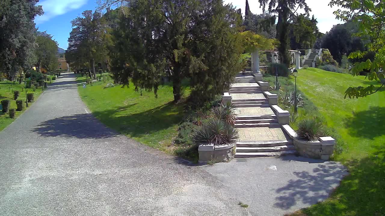 Spletna kamera park Coronini Kronberg – Gorica