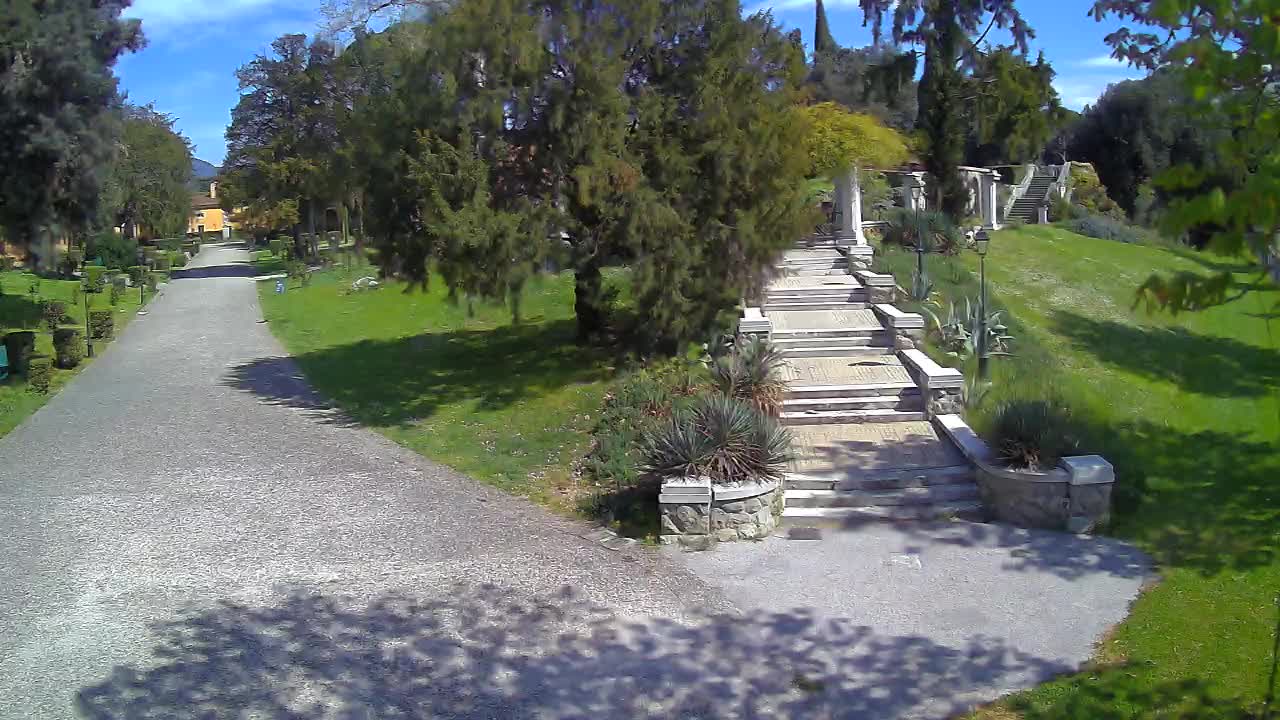 Parco Coronini-Cronberg Live Webcam – Green Oasis