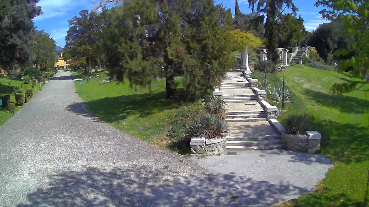 Parco Coronini-Cronberg Live Webcam – Green Oasis