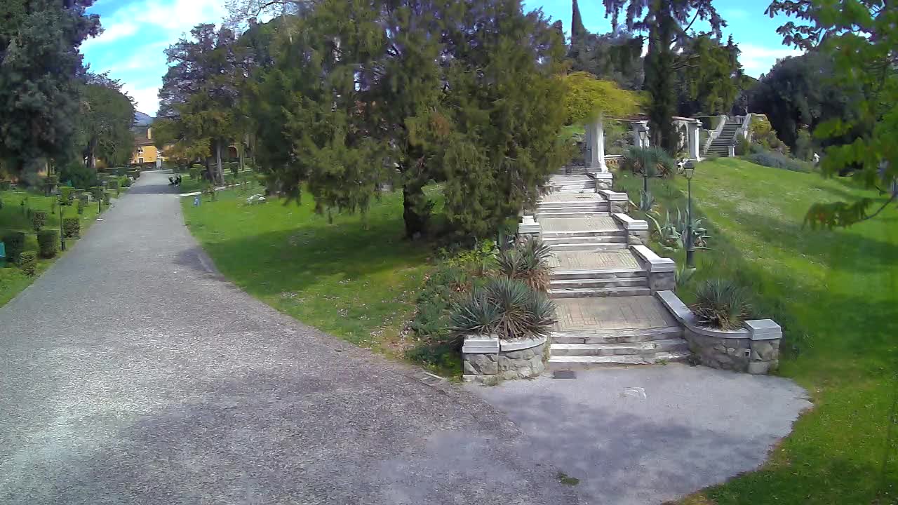 Spletna kamera park Coronini Kronberg – Gorica