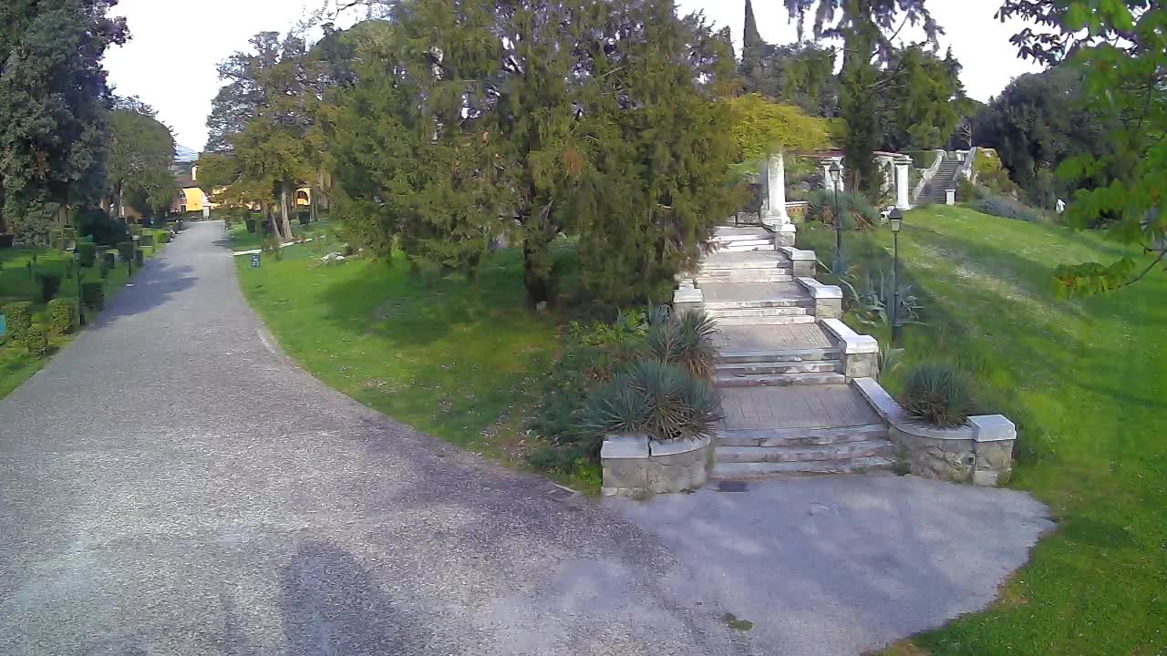 Spletna kamera park Coronini Kronberg – Gorica