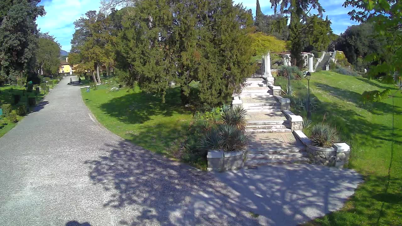 Spletna kamera park Coronini Kronberg – Gorica