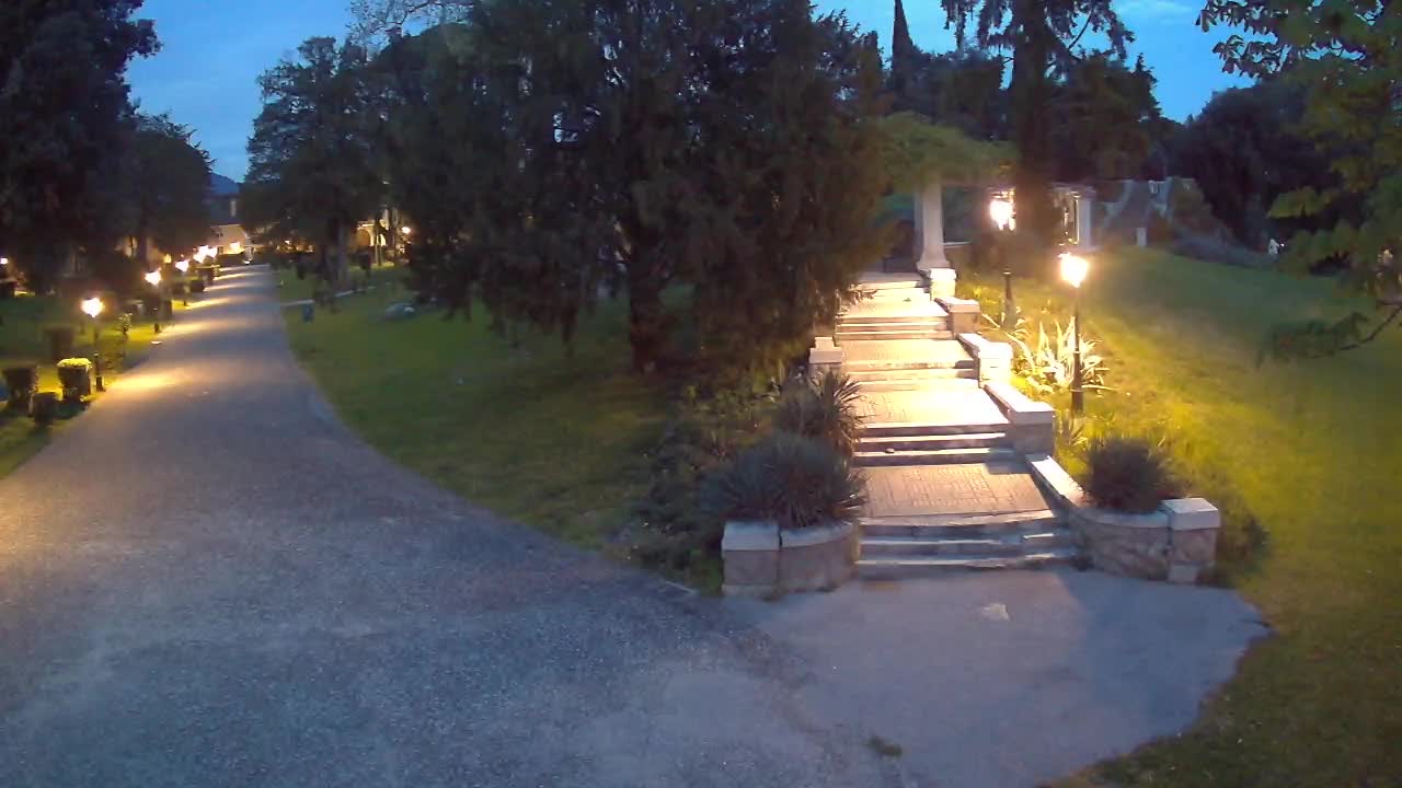 Spletna kamera park Coronini Kronberg – Gorica