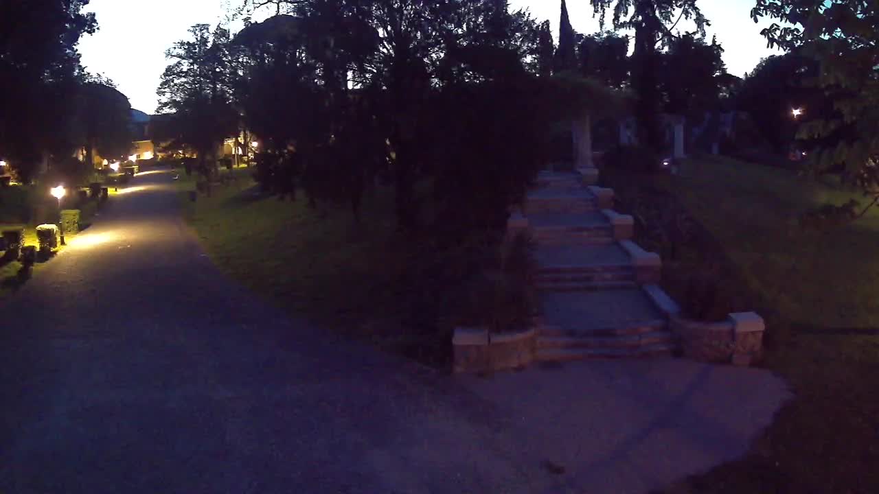 Parco Coronini-Cronberg Live Webcam – Green Oasis