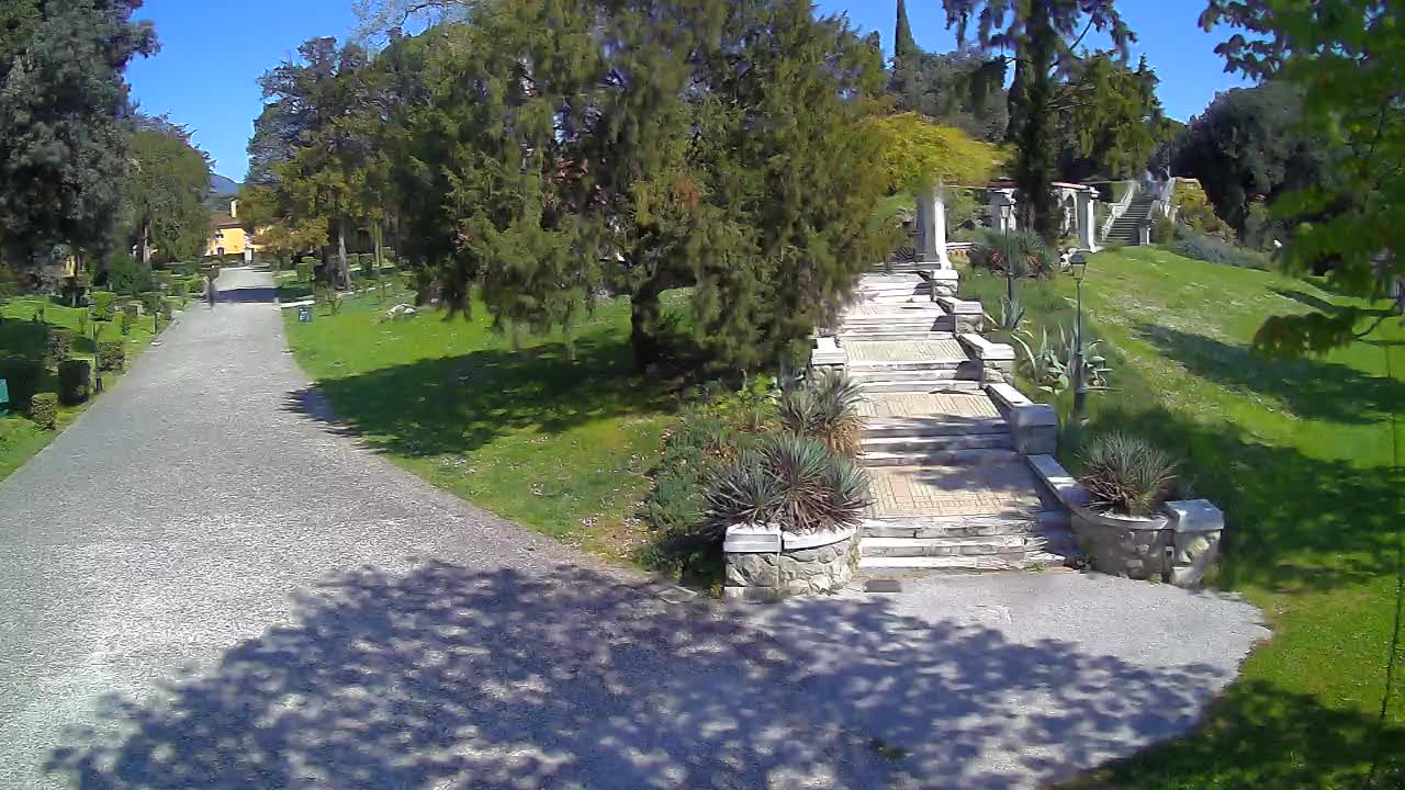 Spletna kamera park Coronini Kronberg – Gorica