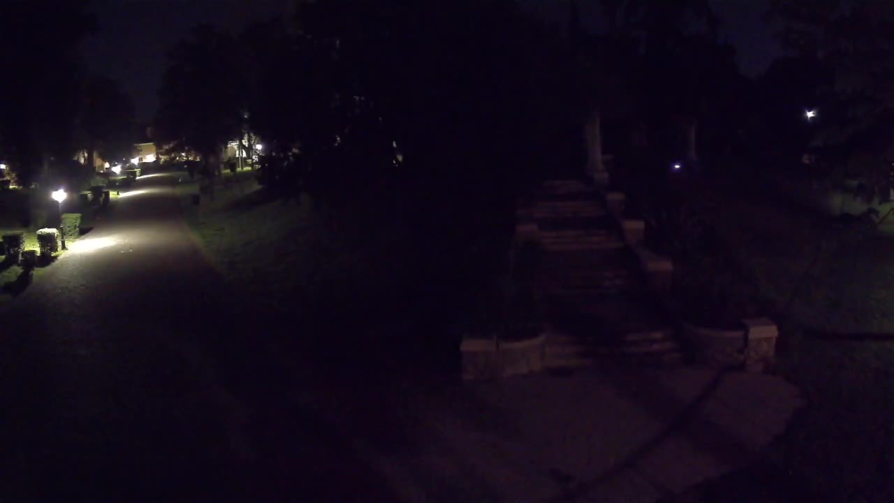 Parco Coronini-Cronberg Live Webcam – Green Oasis