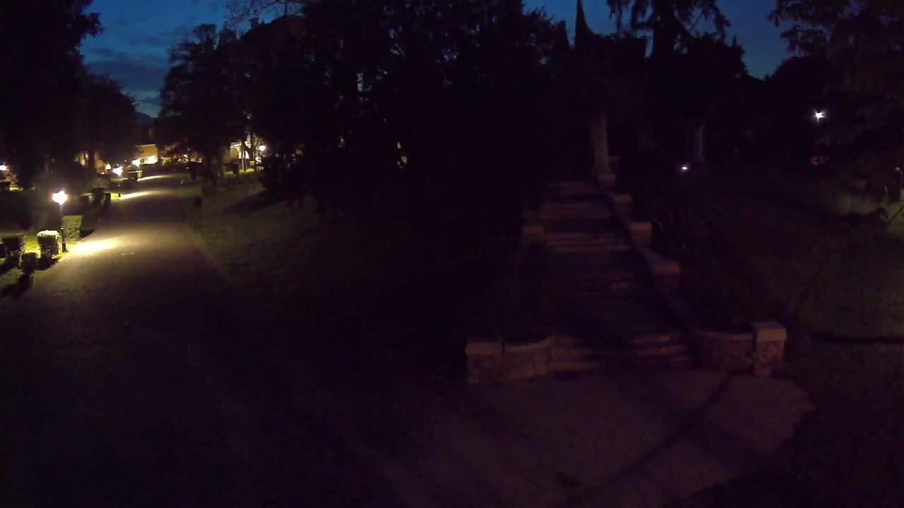 Parco Coronini-Cronberg Live Webcam – Green Oasis