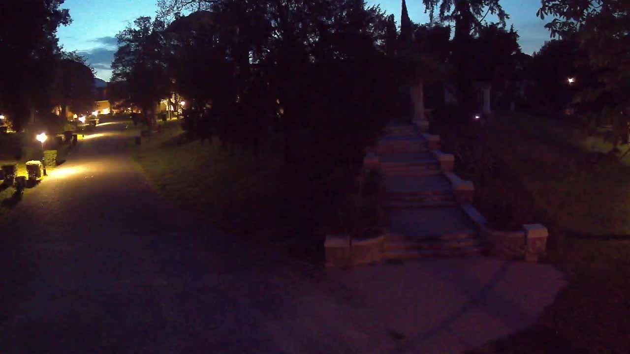 Parco Coronini-Cronberg Live Webcam – Green Oasis