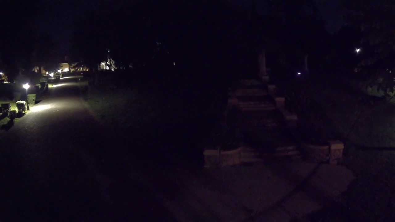 Parco Coronini-Cronberg Live Webcam – Green Oasis