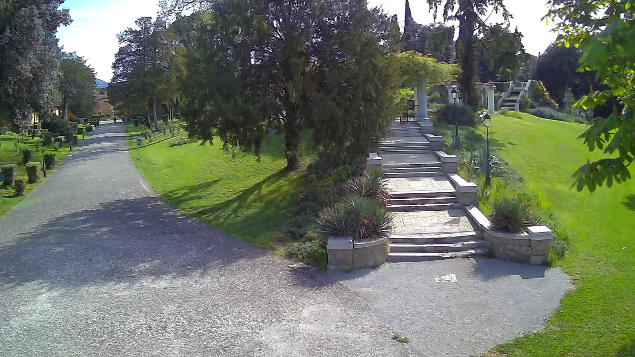 Spletna kamera park Coronini Kronberg – Gorica