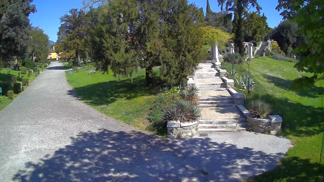 Spletna kamera park Coronini Kronberg – Gorica