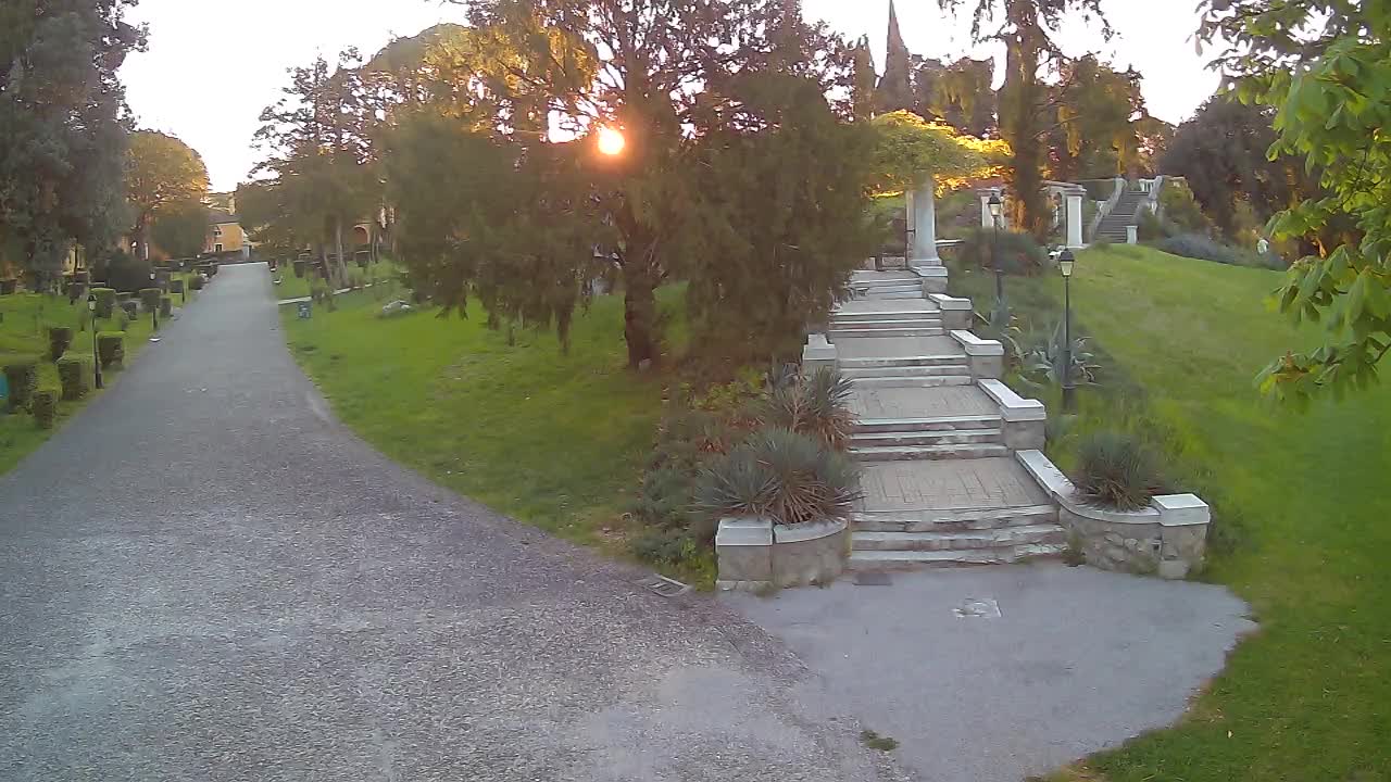 Spletna kamera park Coronini Kronberg – Gorica