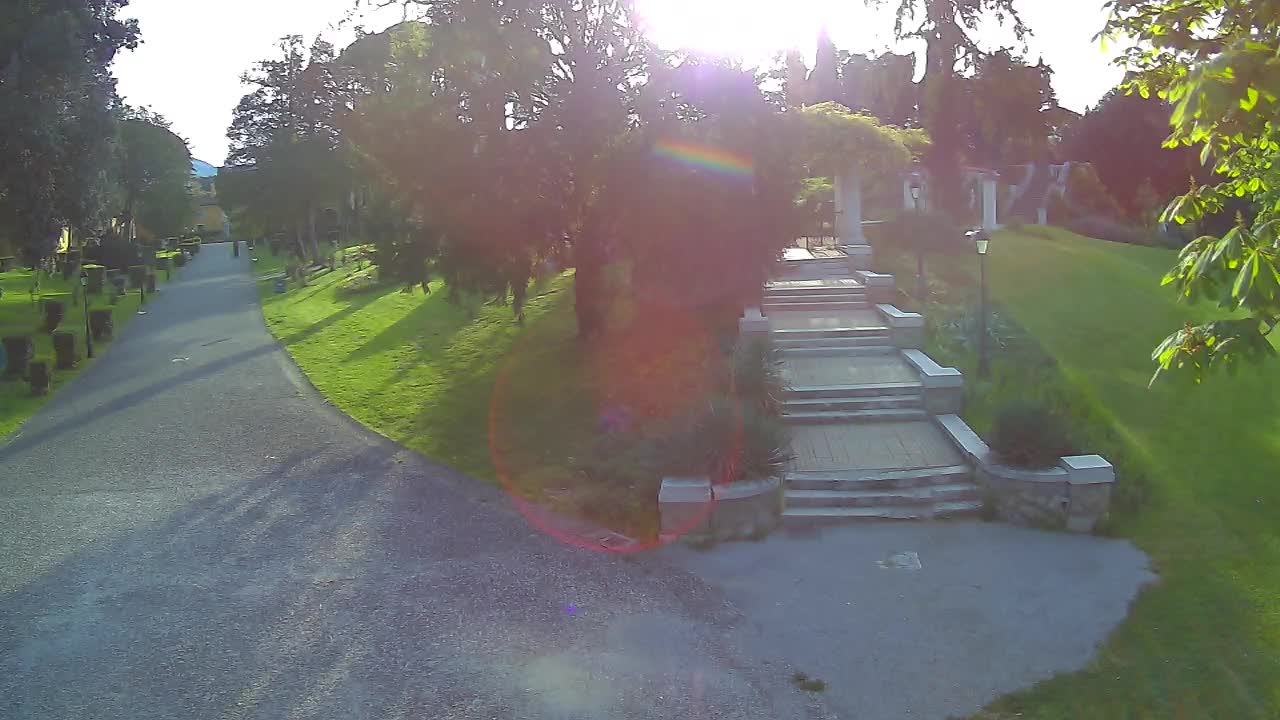 Spletna kamera park Coronini Kronberg – Gorica