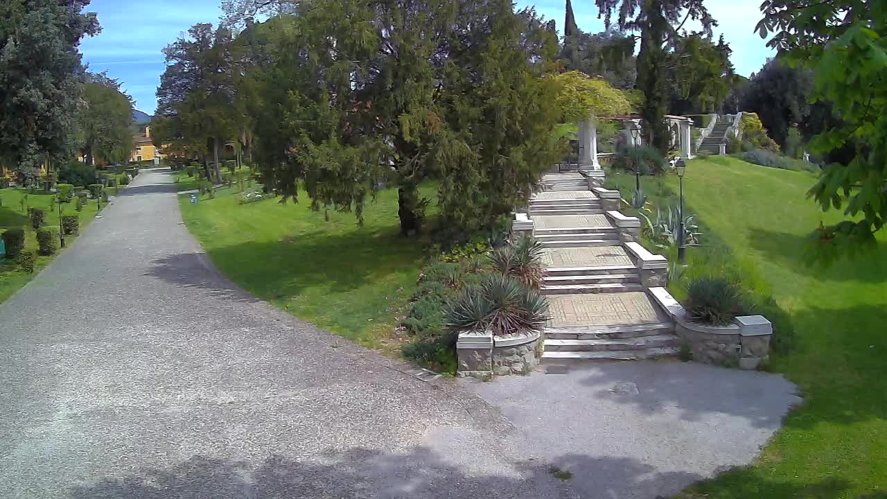 Spletna kamera park Coronini Kronberg – Gorica