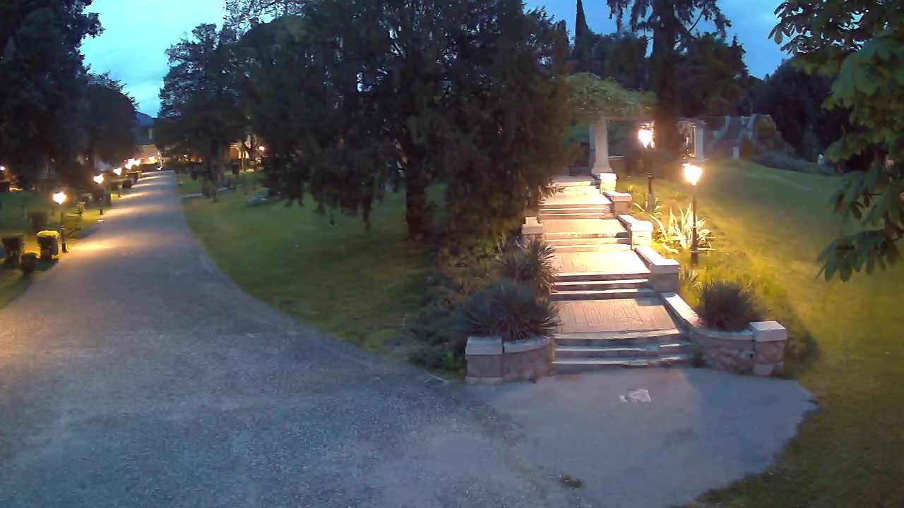 Spletna kamera park Coronini Kronberg – Gorica