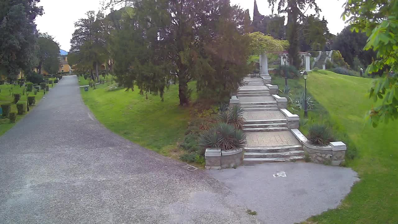 Spletna kamera park Coronini Kronberg – Gorica