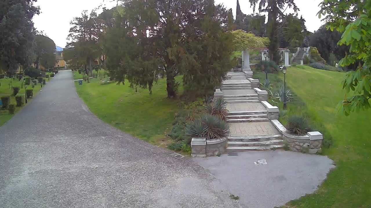 Spletna kamera park Coronini Kronberg – Gorica