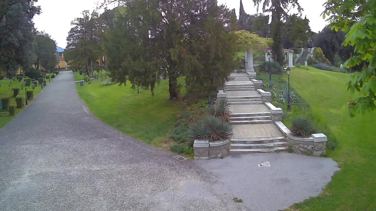 Spletna kamera park Coronini Kronberg – Gorica