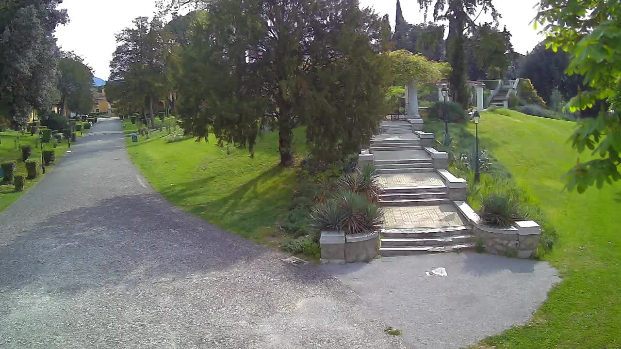Spletna kamera park Coronini Kronberg – Gorica