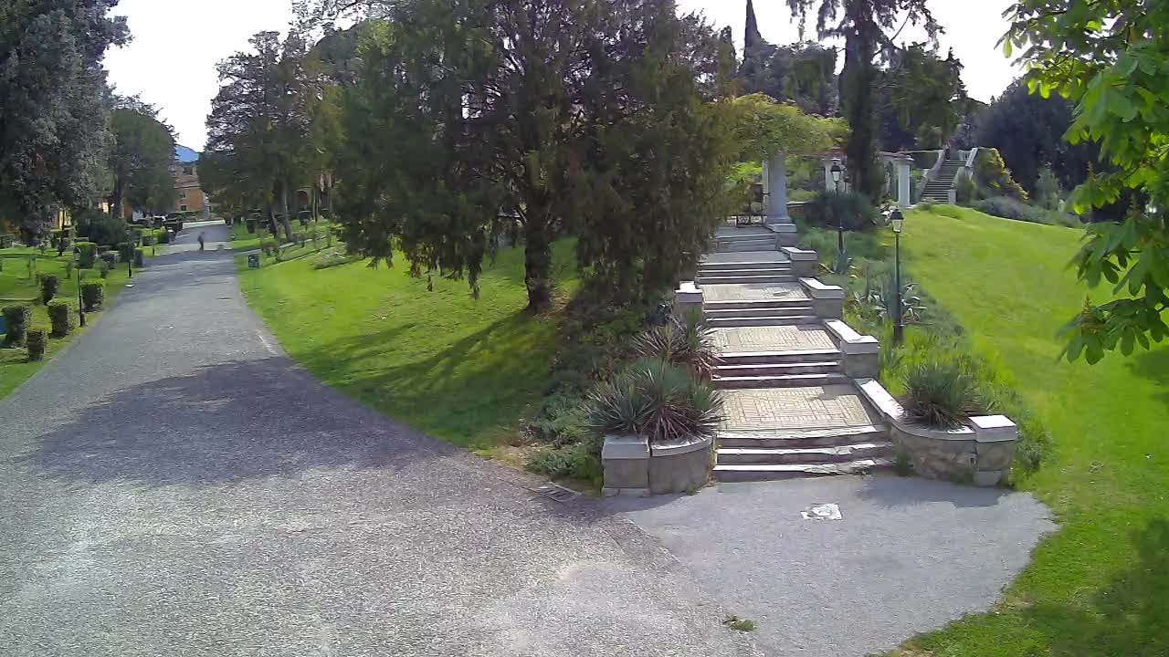 Spletna kamera park Coronini Kronberg – Gorica