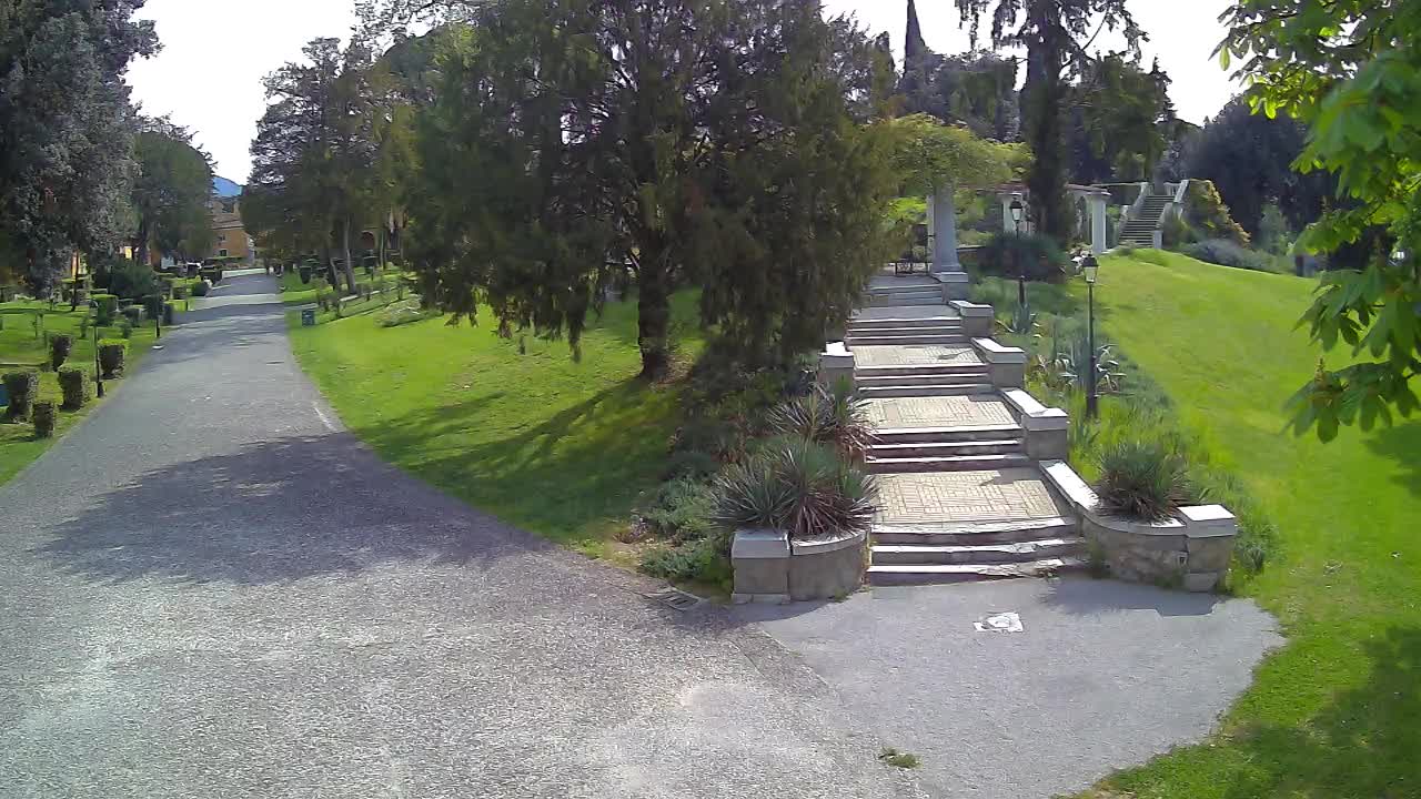 Spletna kamera park Coronini Kronberg – Gorica
