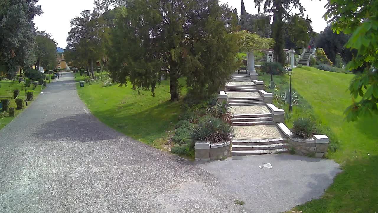 Spletna kamera park Coronini Kronberg – Gorica