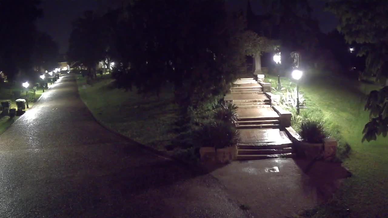 Parco Coronini-Cronberg Live Webcam – Green Oasis