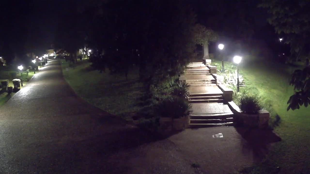 Parco Coronini-Cronberg Live Webcam – Green Oasis