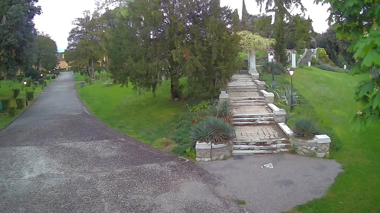 Spletna kamera park Coronini Kronberg – Gorica