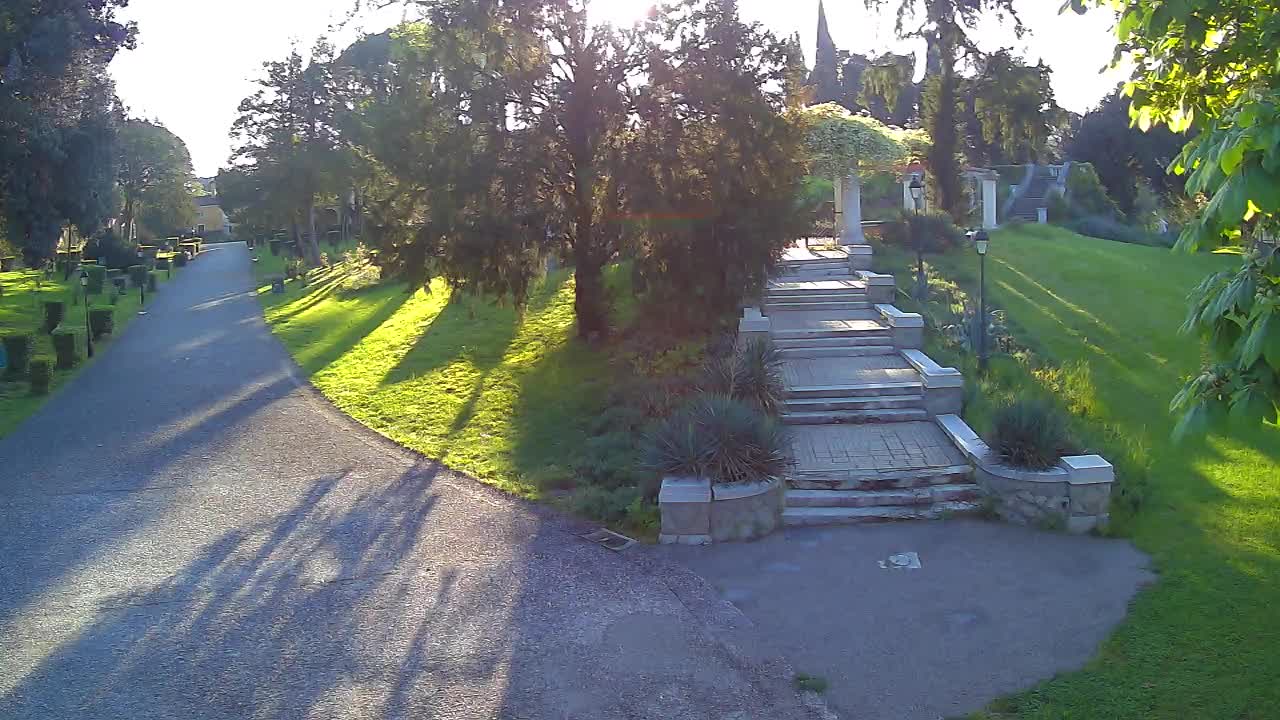 Spletna kamera park Coronini Kronberg – Gorica