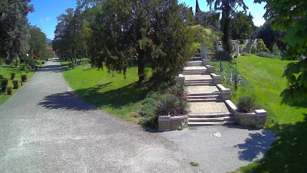 Spletna kamera park Coronini Kronberg – Gorica