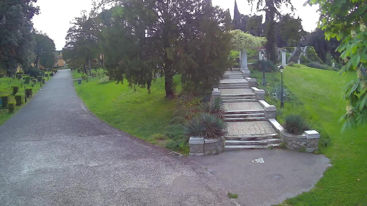 Spletna kamera park Coronini Kronberg – Gorica