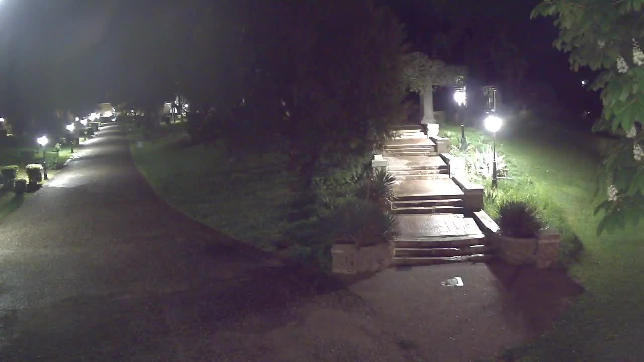 Parco Coronini-Cronberg Live Webcam – Green Oasis