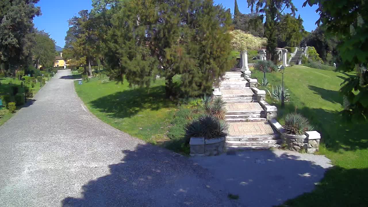 Spletna kamera park Coronini Kronberg – Gorica