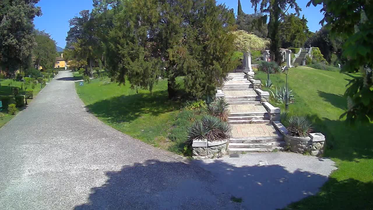 Spletna kamera park Coronini Kronberg – Gorica