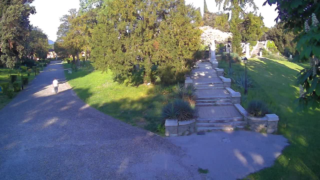 Spletna kamera park Coronini Kronberg – Gorica