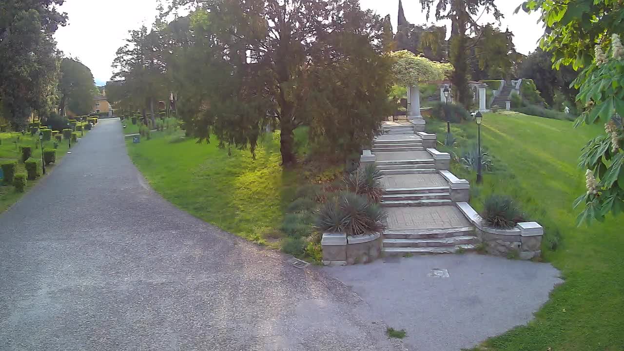 Spletna kamera park Coronini Kronberg – Gorica
