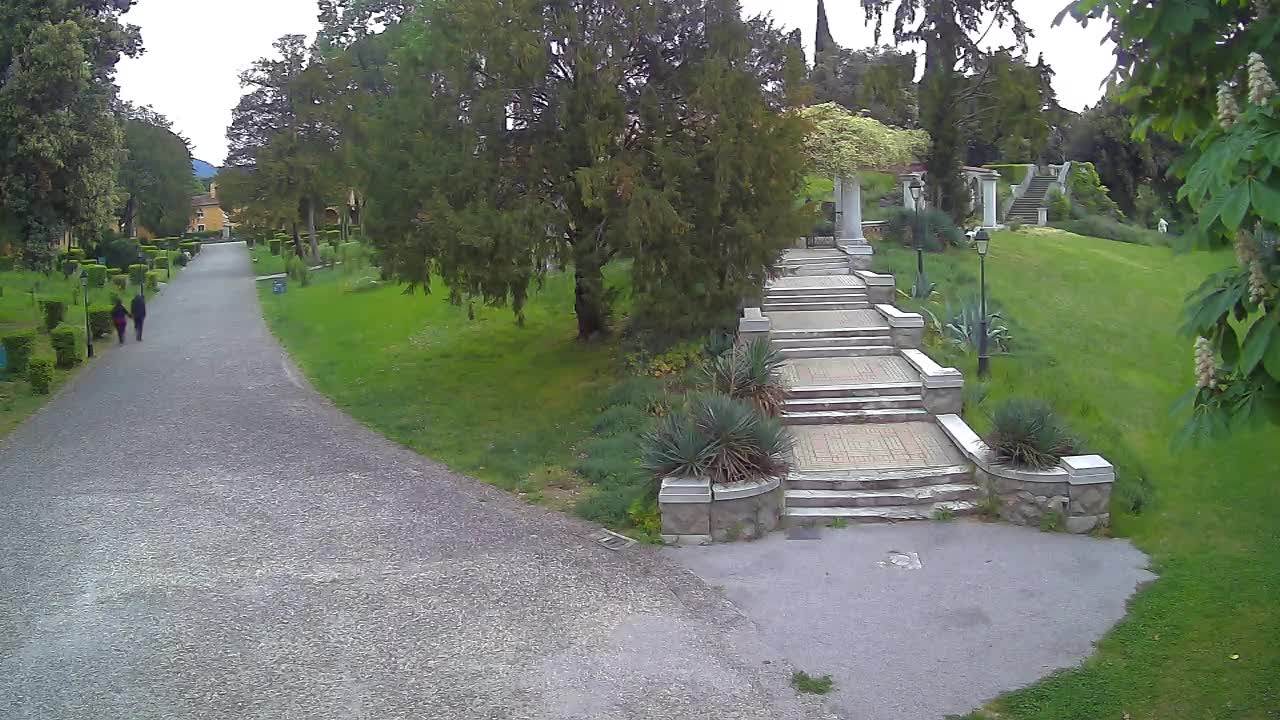 Spletna kamera park Coronini Kronberg – Gorica