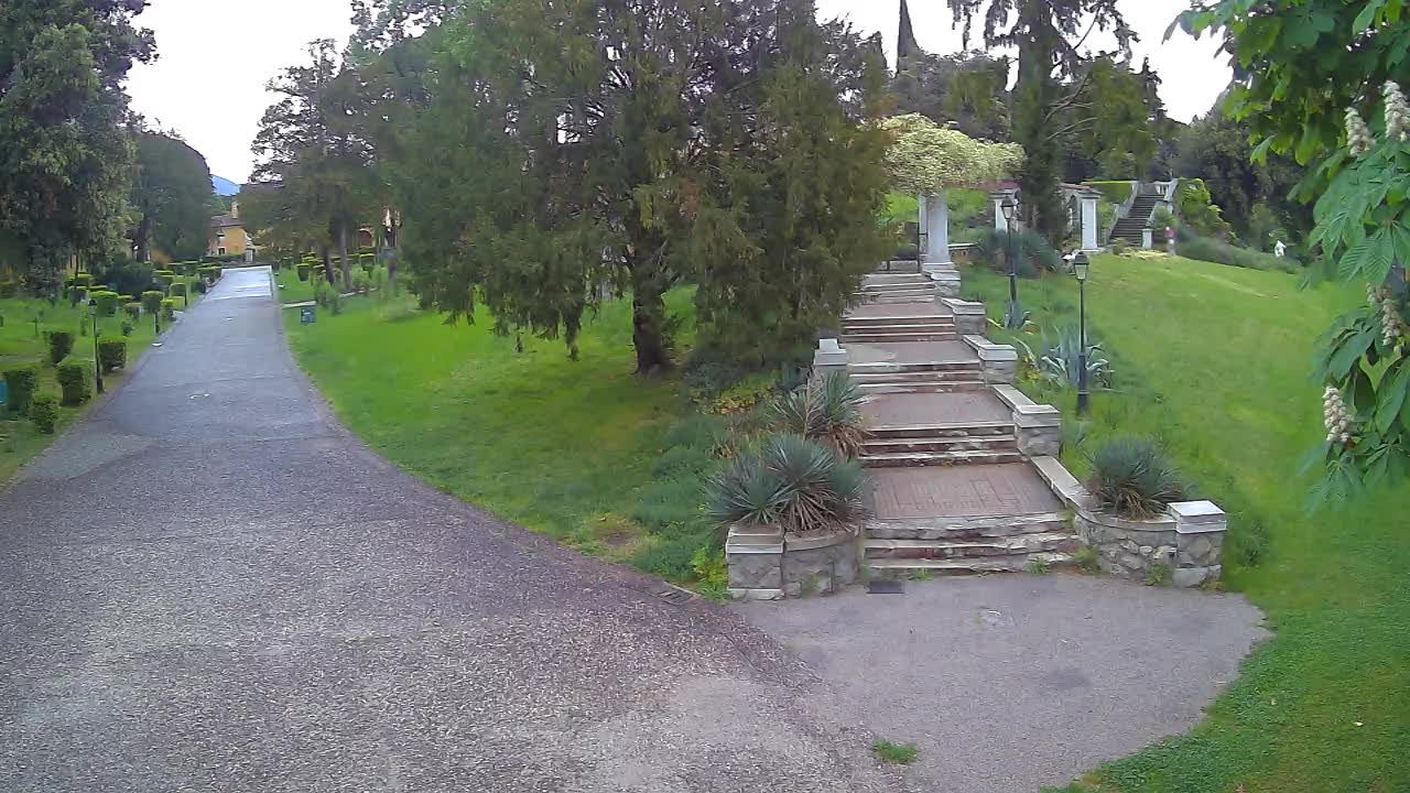 Parco Coronini-Cronberg Live Webcam – Green Oasis