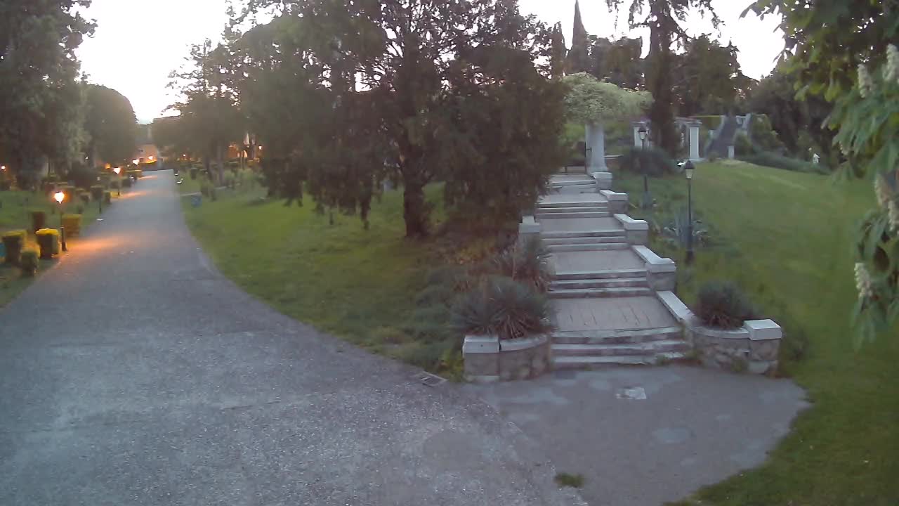 Parco Coronini-Cronberg Live Webcam – Green Oasis