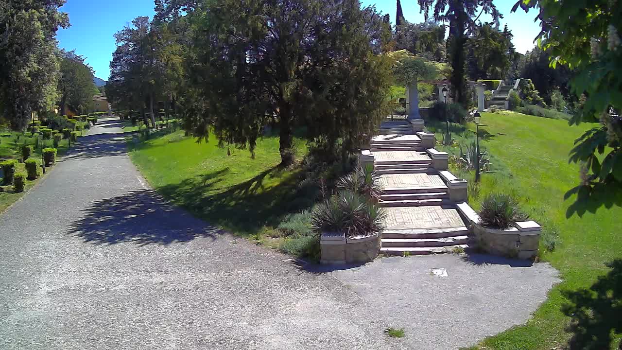 Spletna kamera park Coronini Kronberg – Gorica