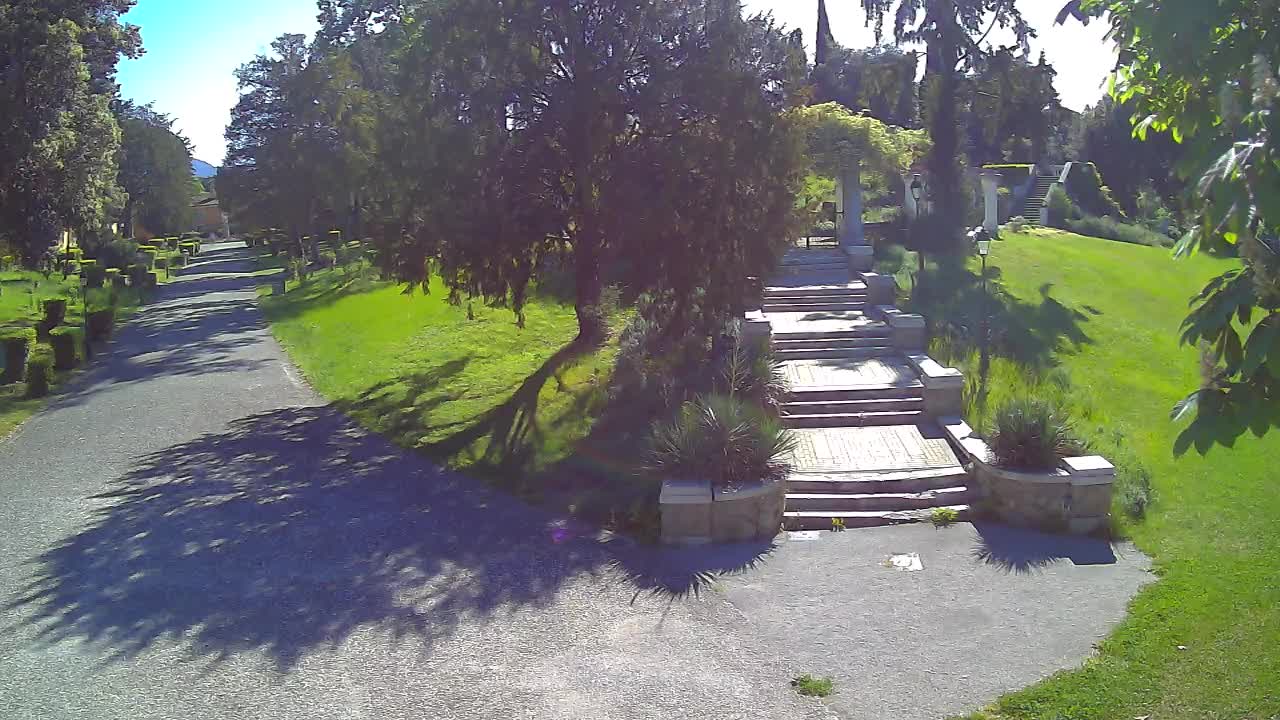 Spletna kamera park Coronini Kronberg – Gorica