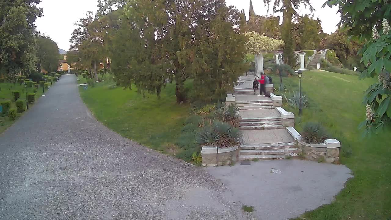 Spletna kamera park Coronini Kronberg – Gorica