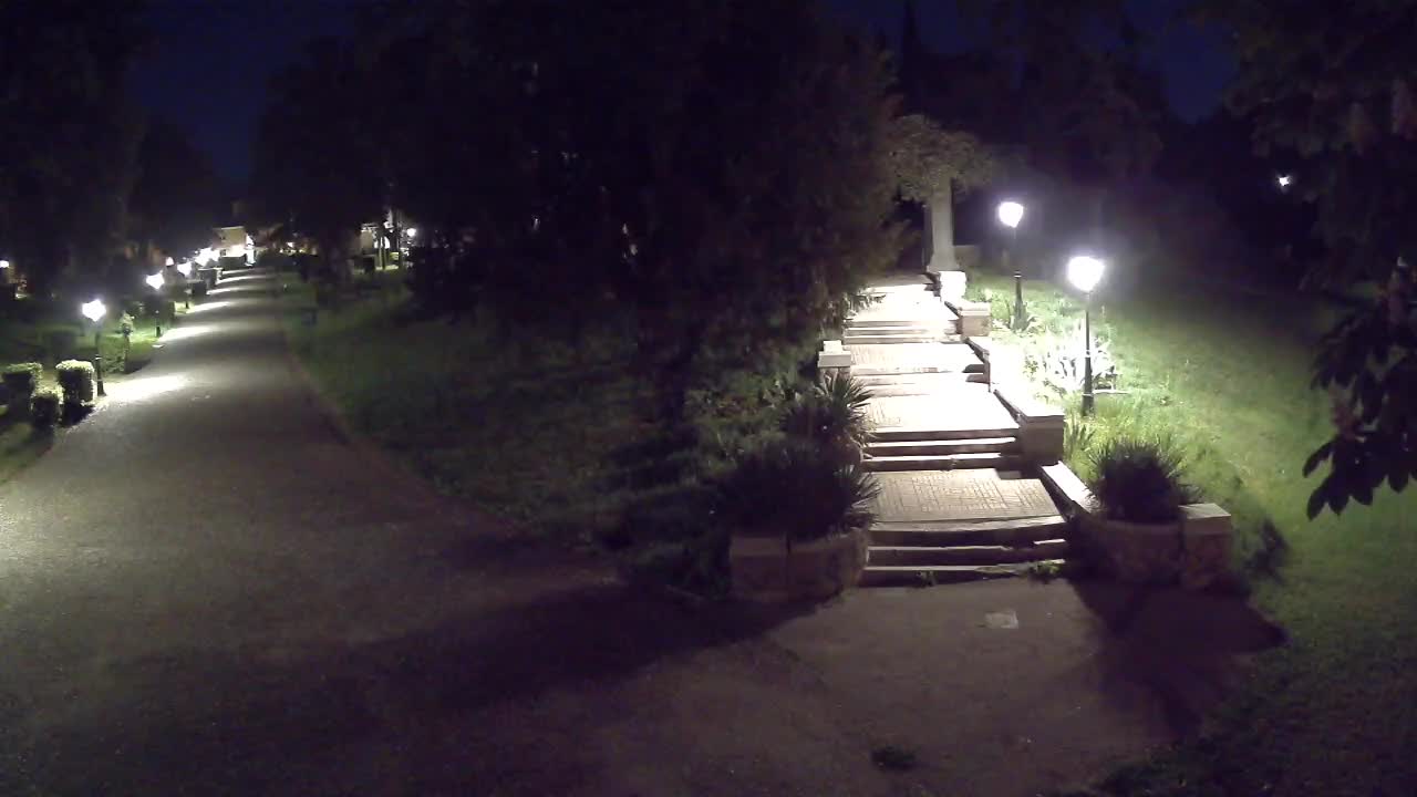 Parco Coronini-Cronberg Live Webcam – Green Oasis