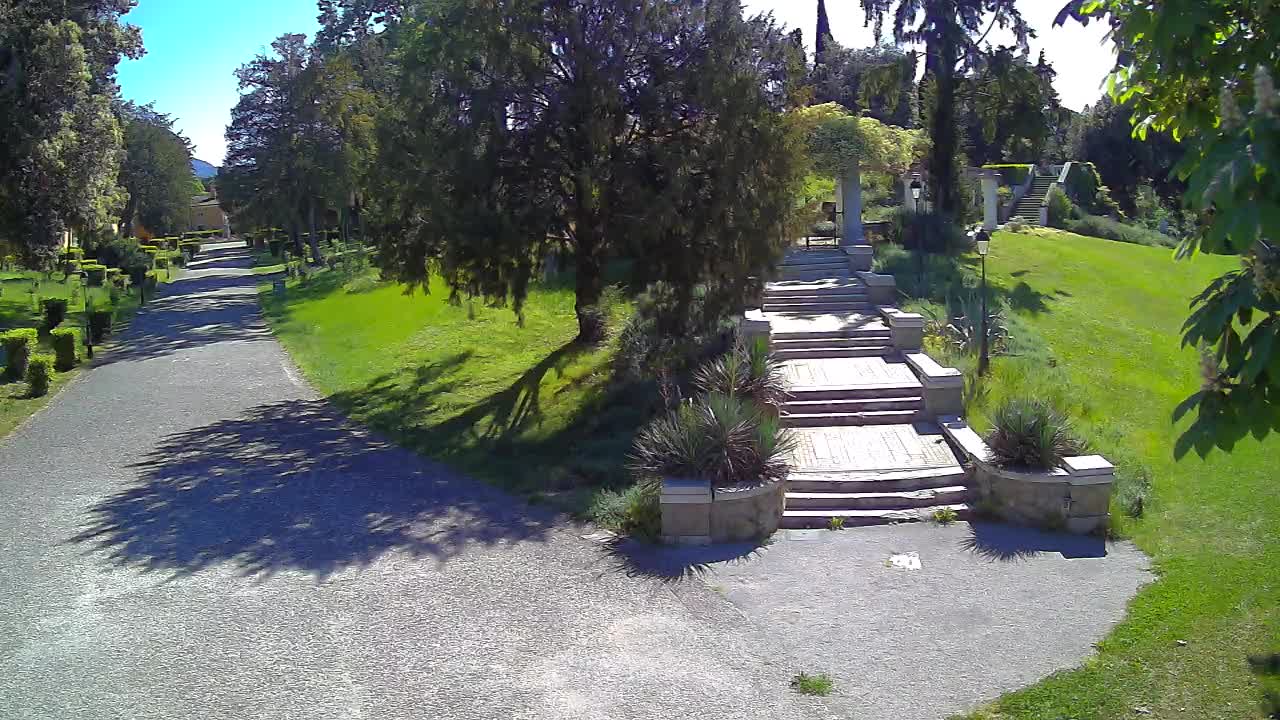 Spletna kamera park Coronini Kronberg – Gorica