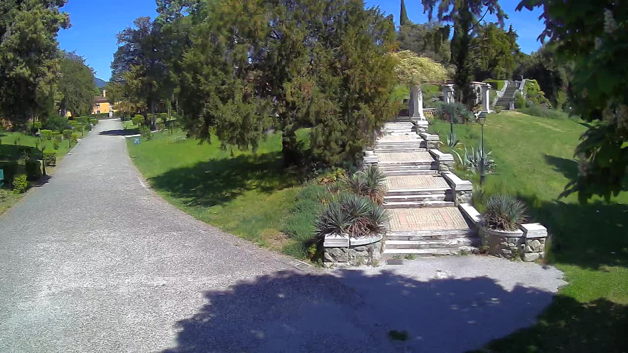 Spletna kamera park Coronini Kronberg – Gorica
