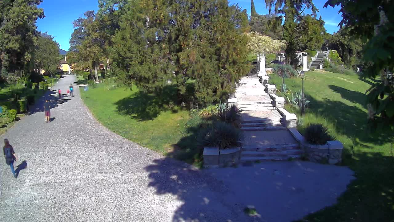 Spletna kamera park Coronini Kronberg – Gorica