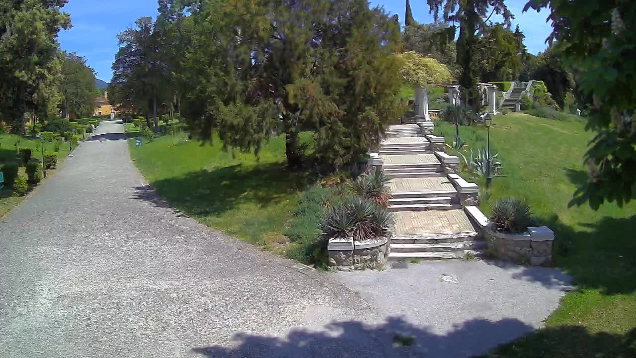 Spletna kamera park Coronini Kronberg – Gorica