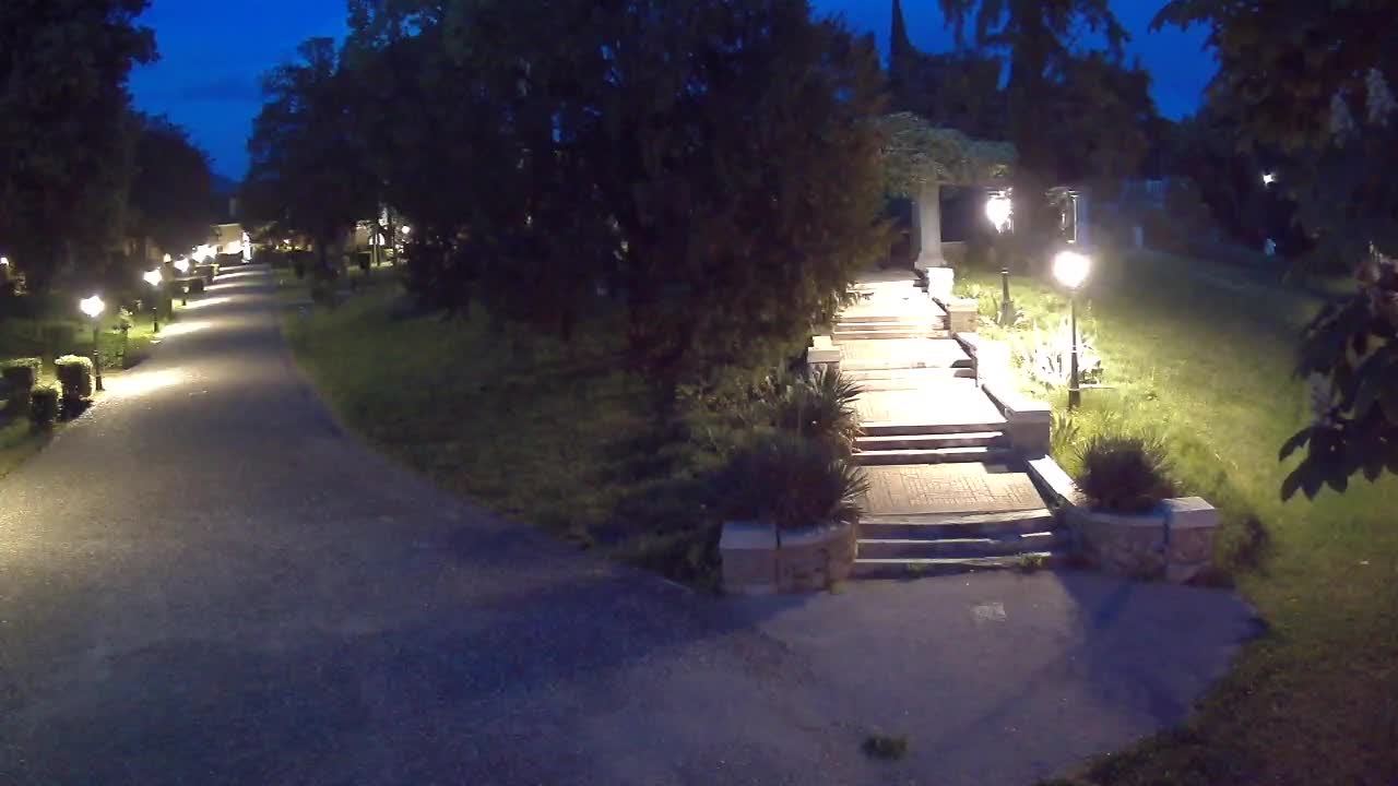 Spletna kamera park Coronini Kronberg – Gorica